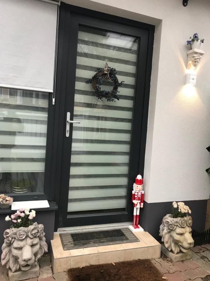Greatforest Rosehill 2 Apartman -Bmw- Ντέμπρετσεν Εξωτερικό φωτογραφία