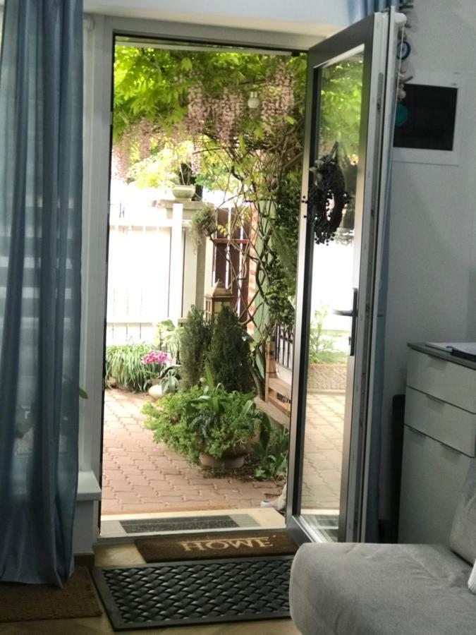 Greatforest Rosehill 2 Apartman -Bmw- Ντέμπρετσεν Εξωτερικό φωτογραφία